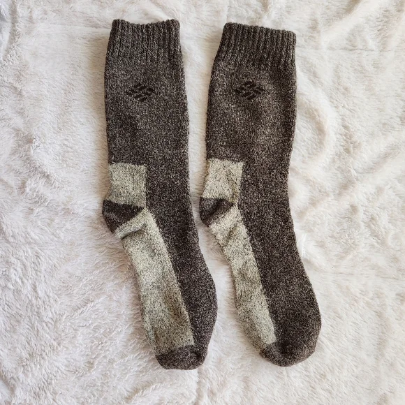 Six Pair of Men's Crew Short Socks Size 9-12 Columbia Timberland Field & Stream - Picture 6 of 7